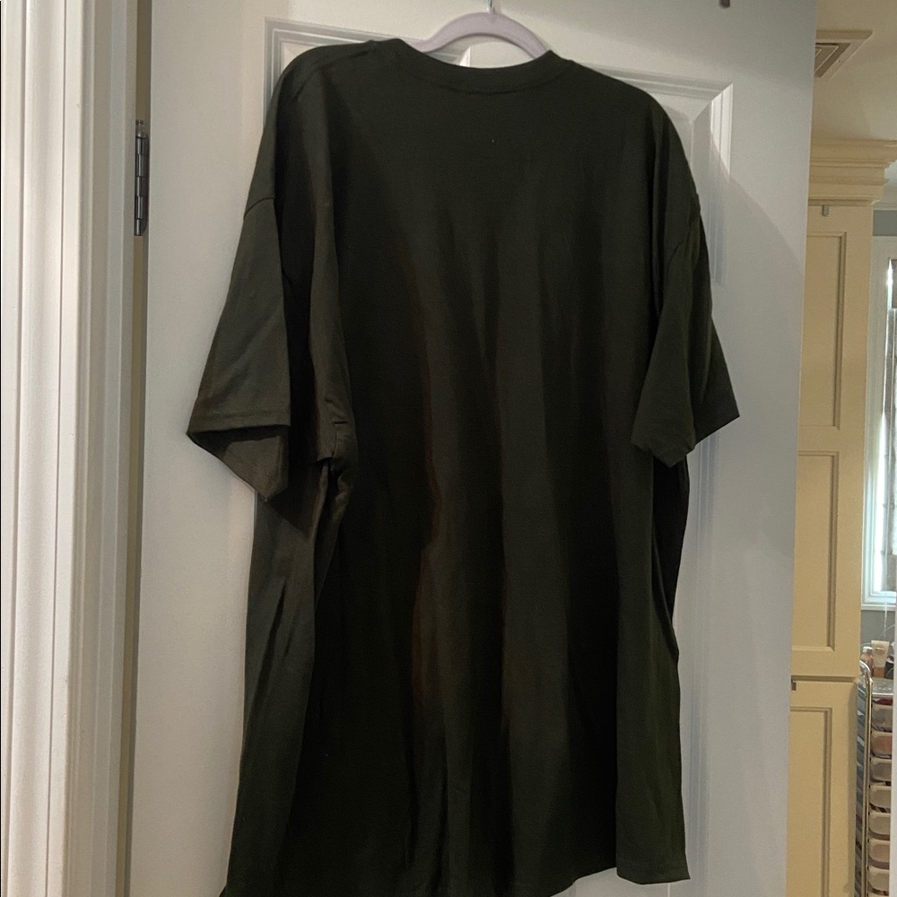 🧡 Men’s t-shirt - Picture 3 of 4